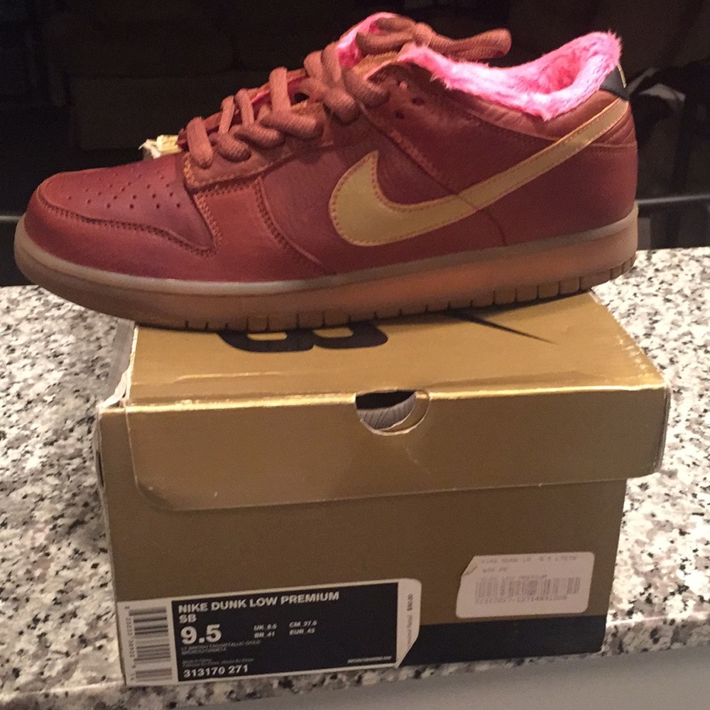 Nike SB Dunk Gibson